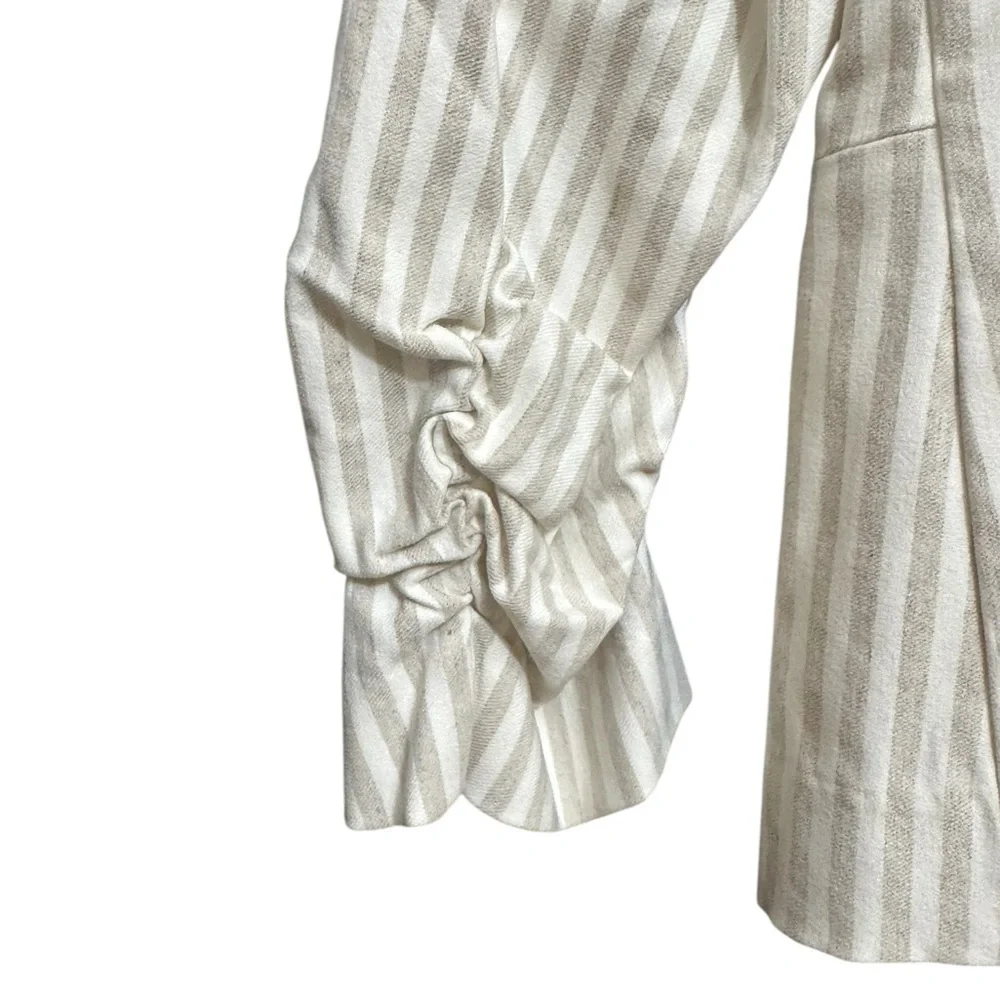 Roz & Ali chic beige